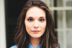 Caitlin Stasey.png
